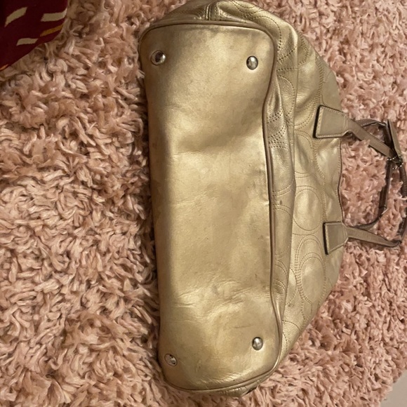 Coach purse - Picture 2 of 5